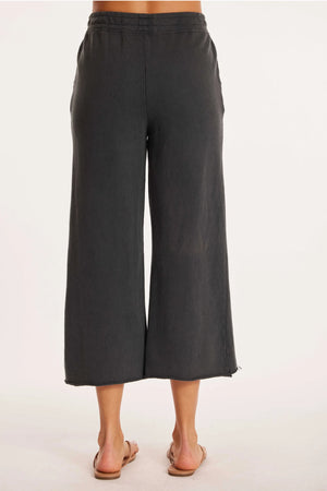 Mododoc Gathered Waist Flared Crop Pants